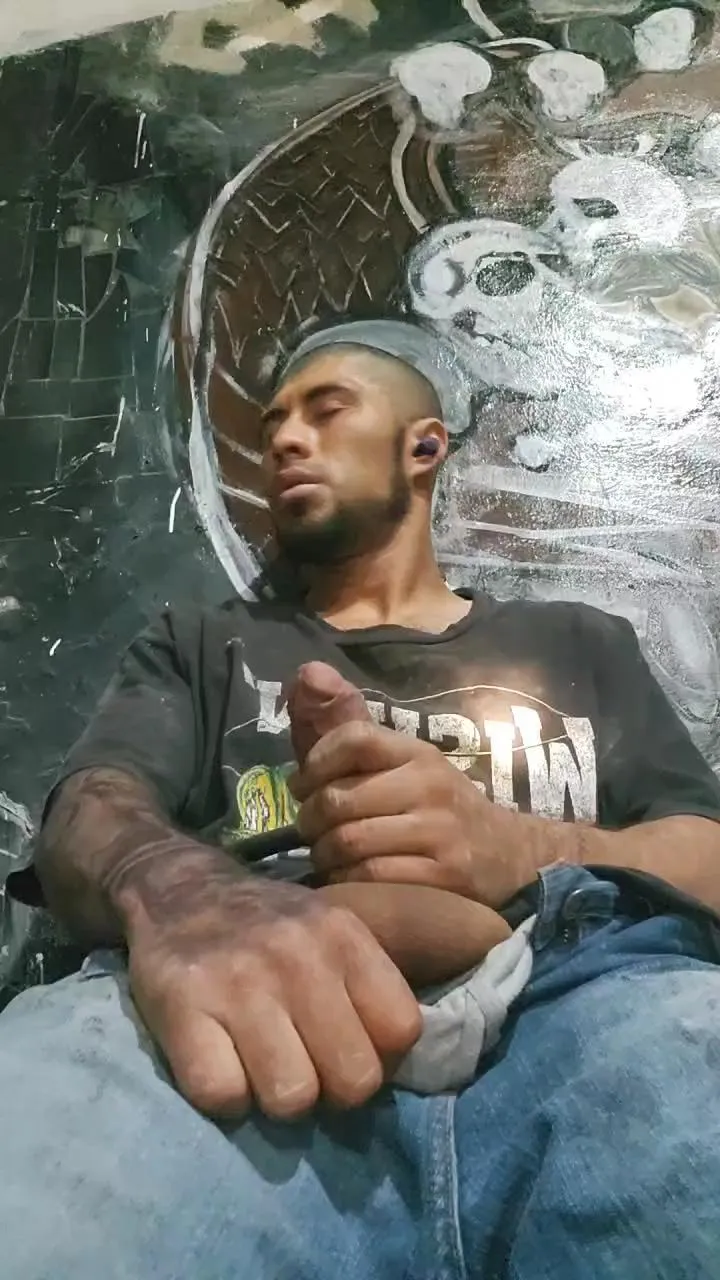 Offline verga292 on Cam4