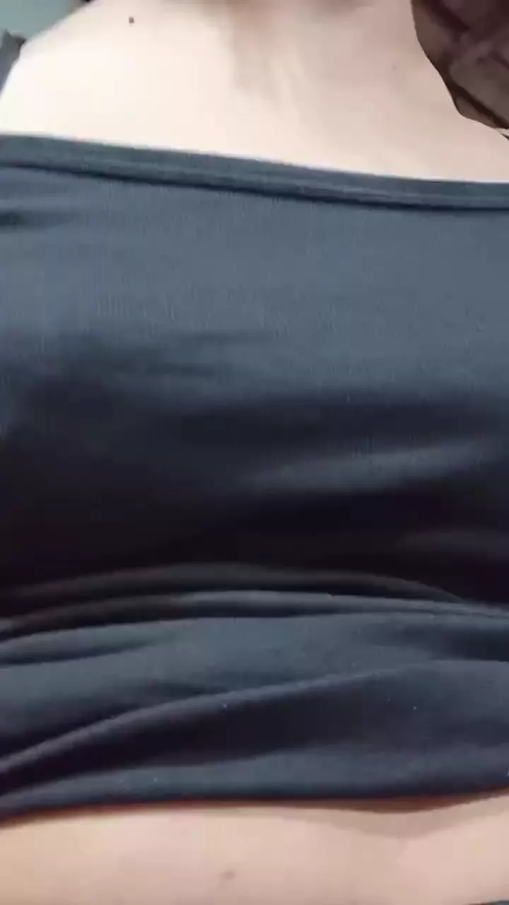 Offline veronikacross on Cam4