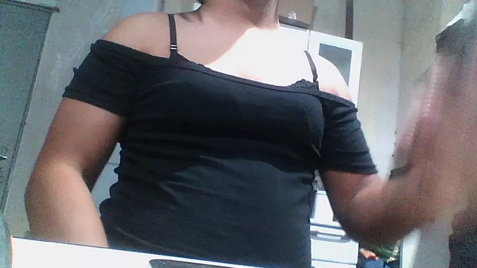 Offline veronikacross on Cam4