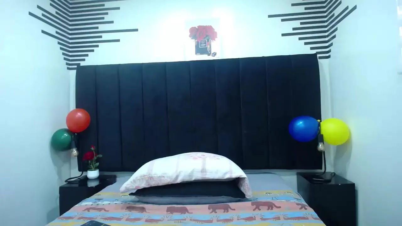 Offline VickyBoobss on Cam4