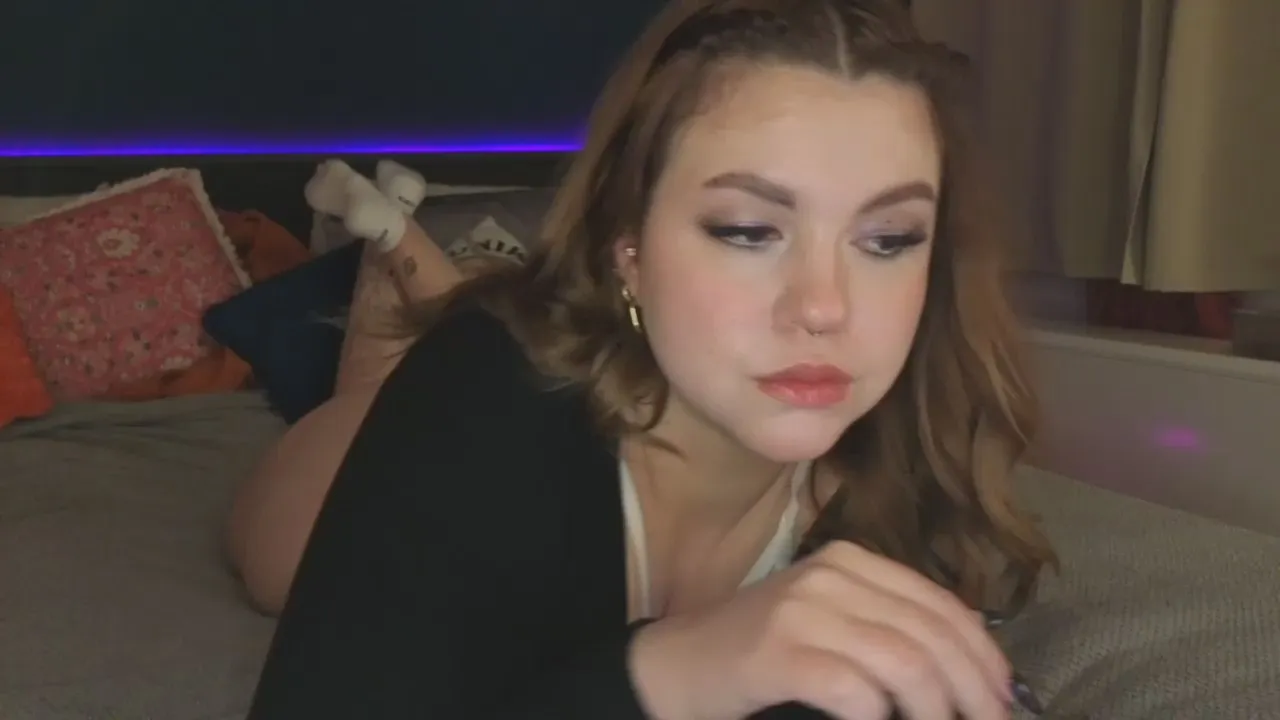 Offline VictoriaLaFleur on Cam4