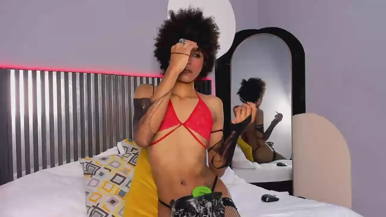 Offline VioletSalvatore on Cam4