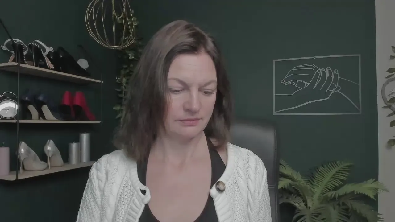 Offline Vivian_Heart on Cam4