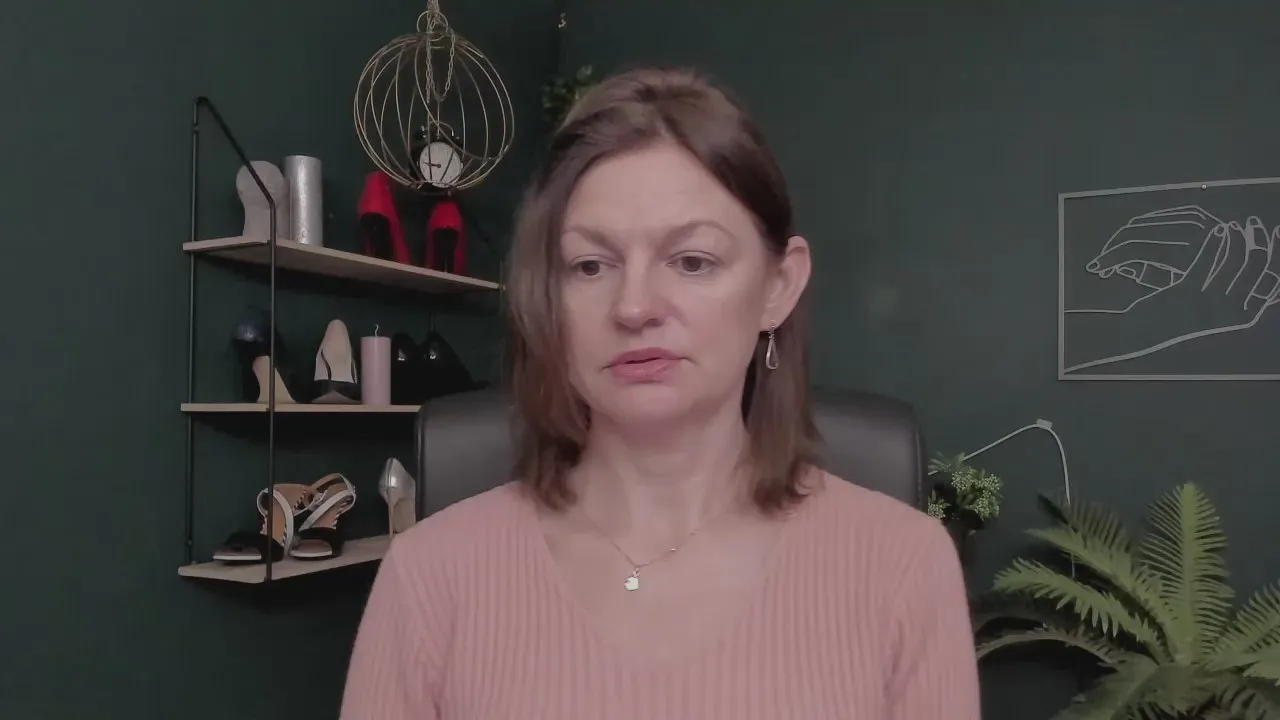 Offline Vivian_Heart on Cam4