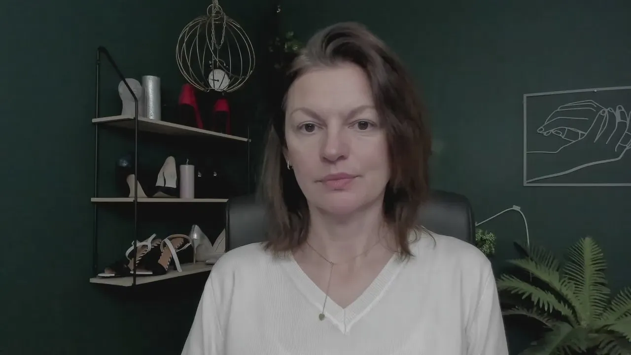 Offline Vivian_Heart on Cam4