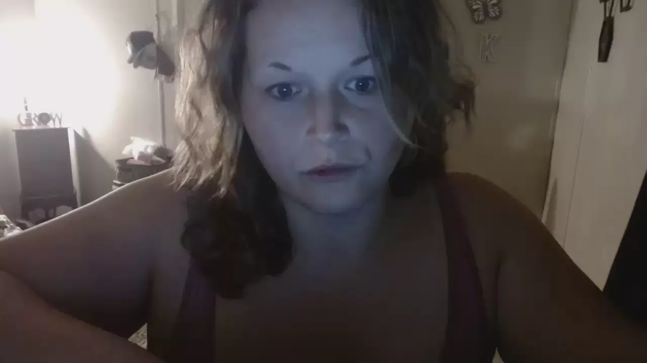 Offline Vividvista on Cam4