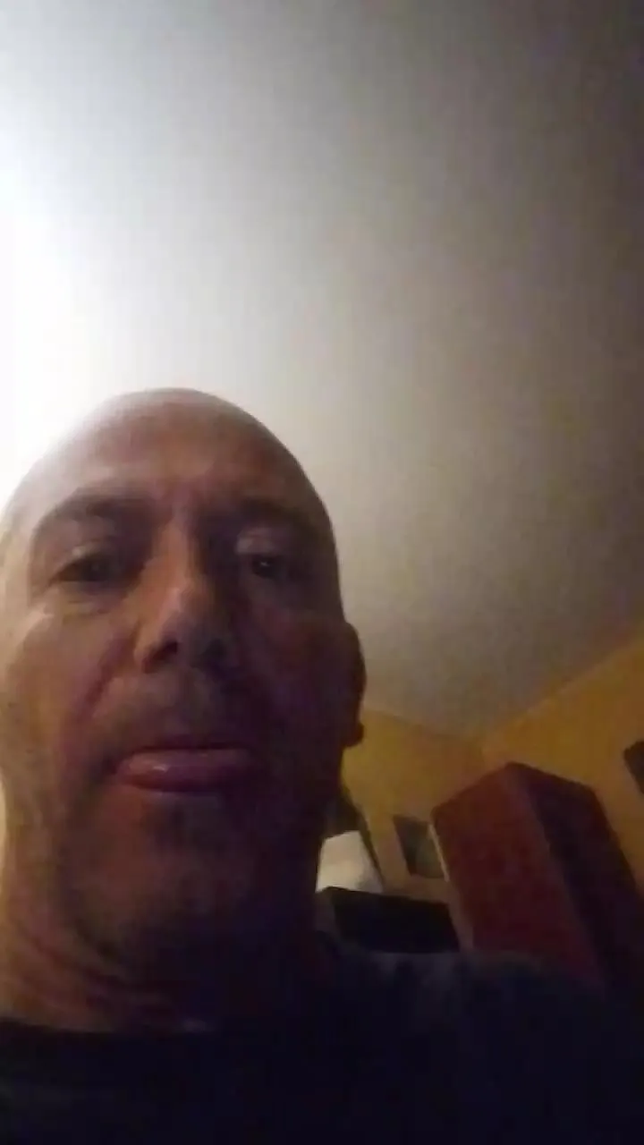 Offline vogliaporcellin on Cam4