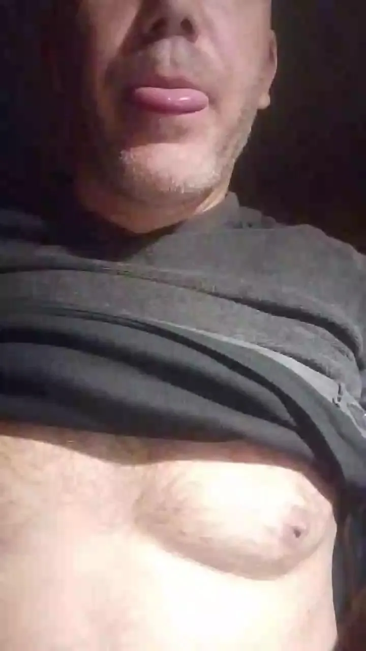 Offline vogliaporcellin on Cam4