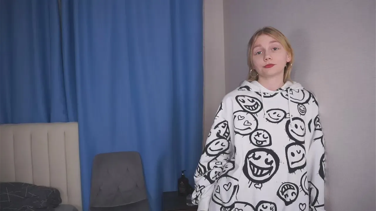 Offline WanettaYancy on Cam4