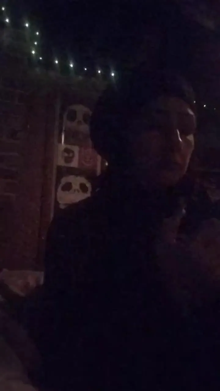 Offline Whitesluttz_liz on Cam4