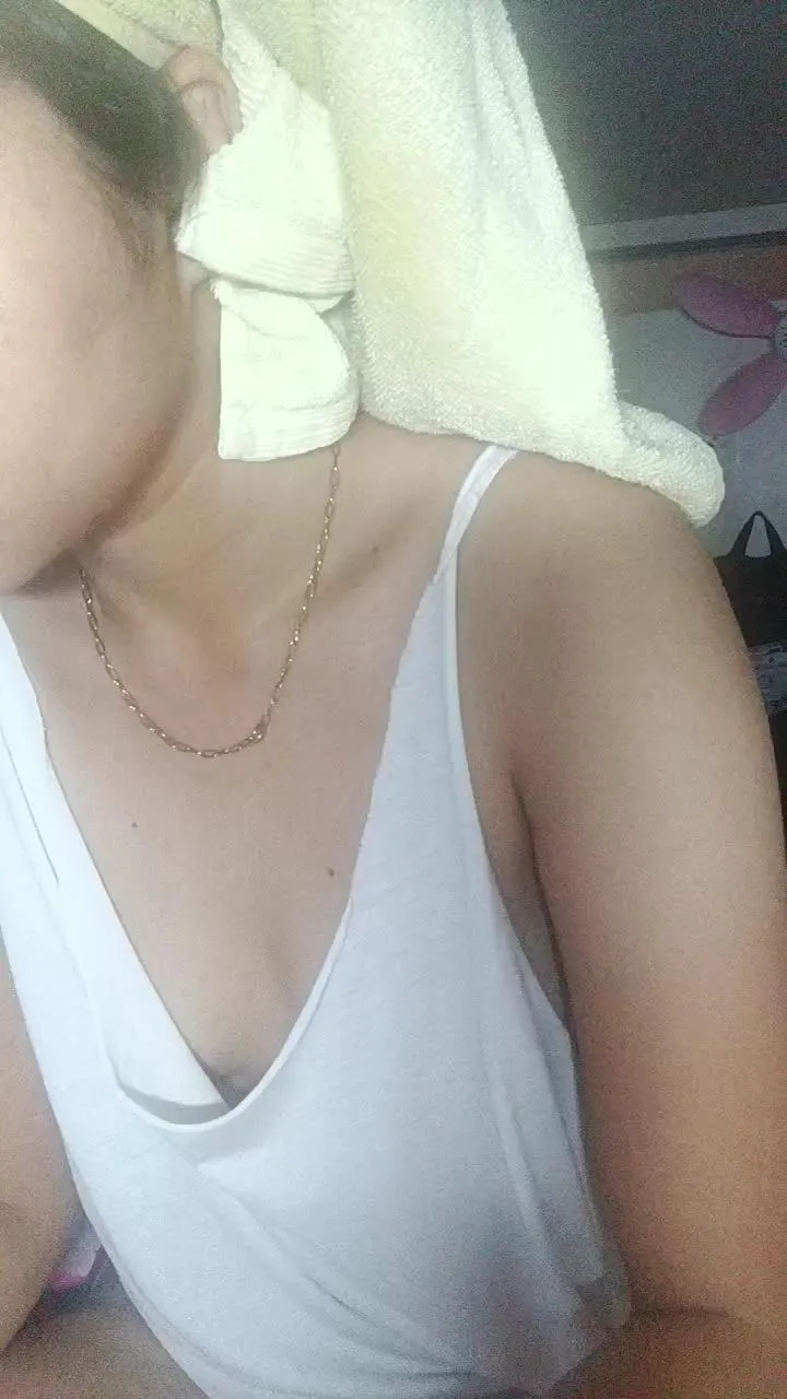 Offline wild_starlet on Cam4