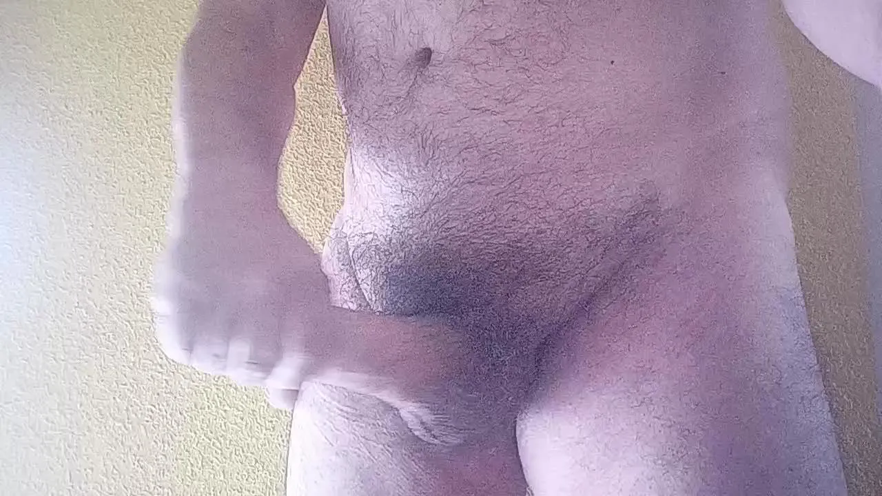 Offline wildhotboy on Cam4