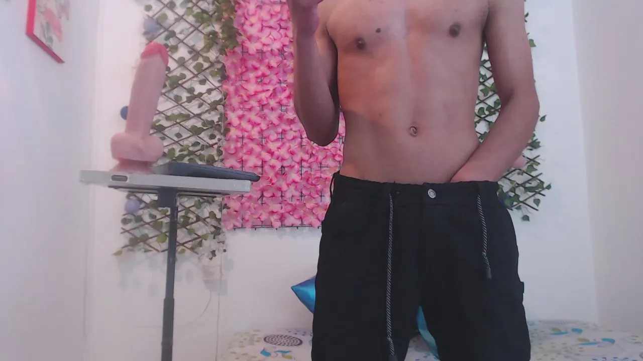 Offline williams_0 on Cam4