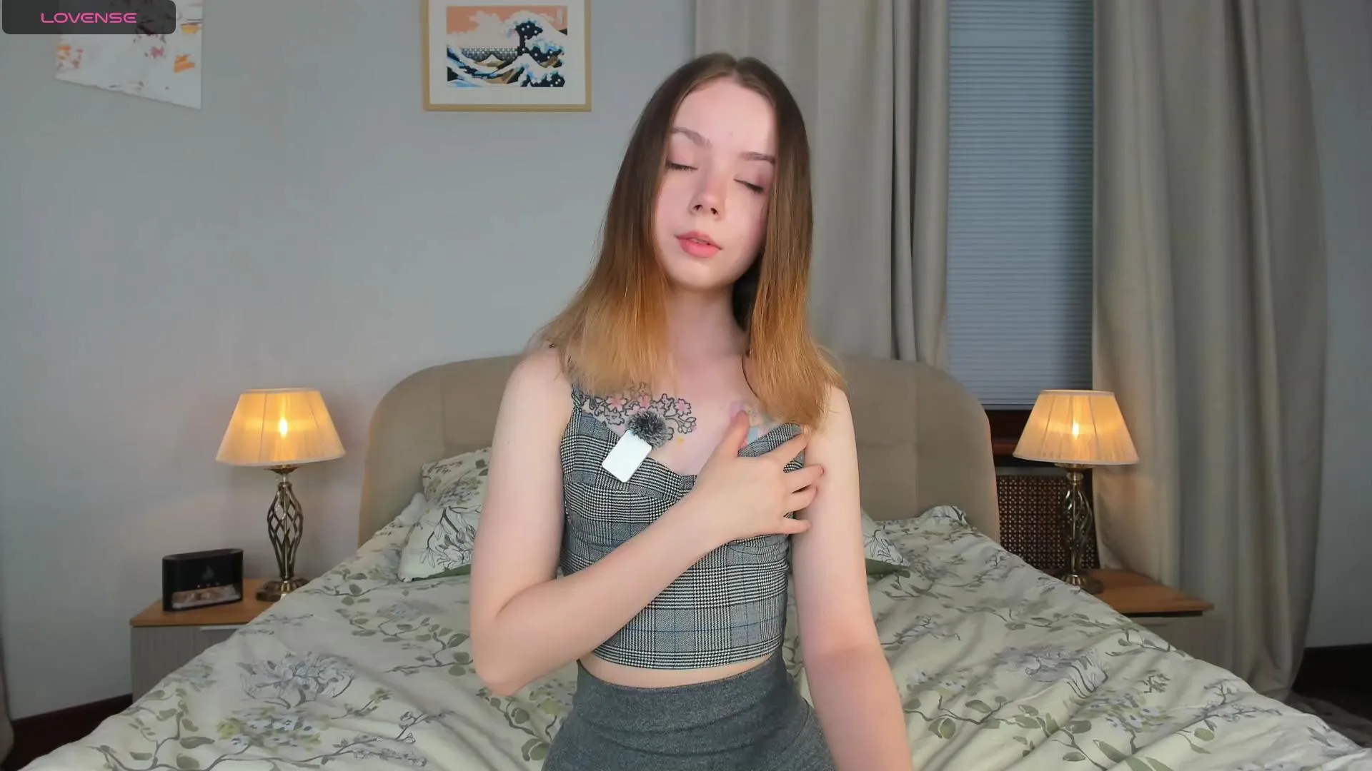 Offline Windy_Swallow on Cam4