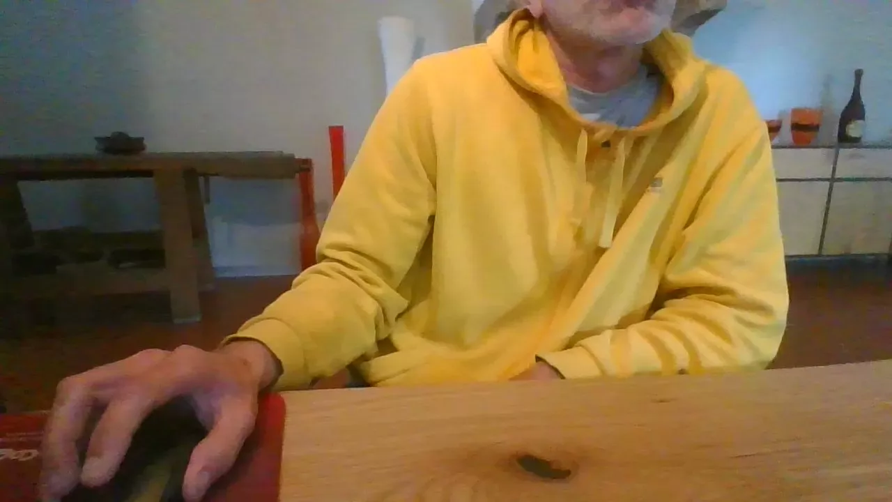 Offline xbellerofont on Cam4