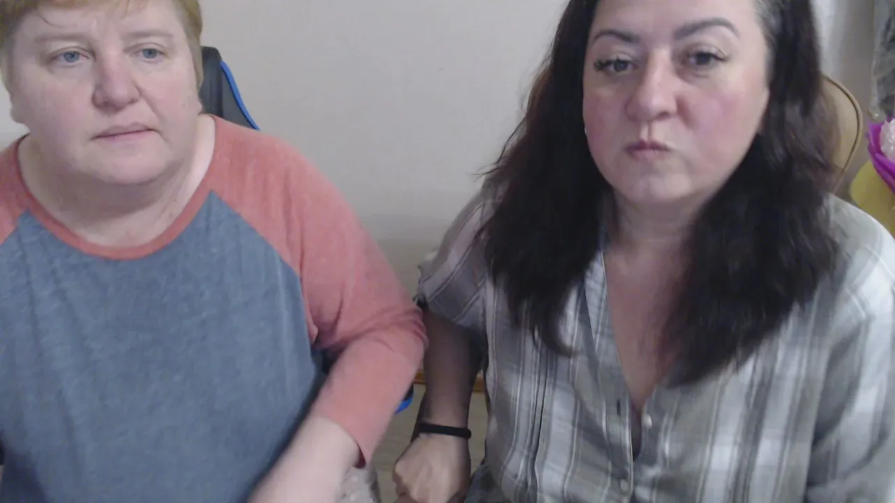 Offline XMollyJaneX on Cam4