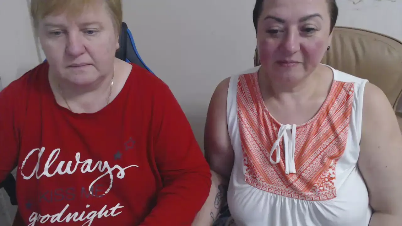 Offline XMollyJaneX on Cam4