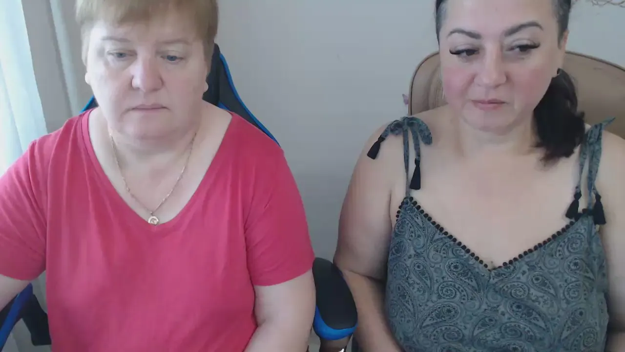 Offline XMollyJaneX on Cam4