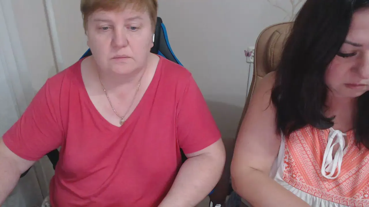 Offline XMollyJaneX on Cam4