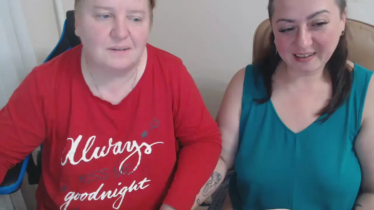 Offline XMollyJaneX on Cam4