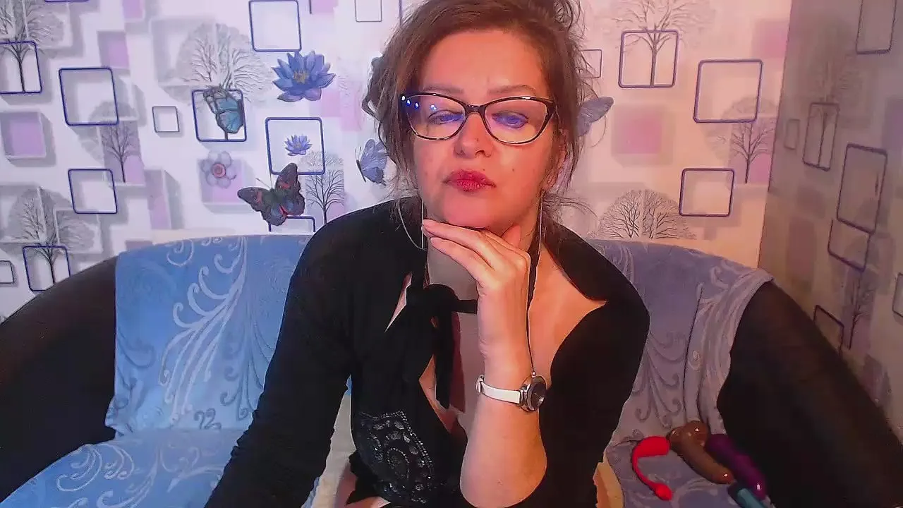 xxSexyMilfxx on Cam4 