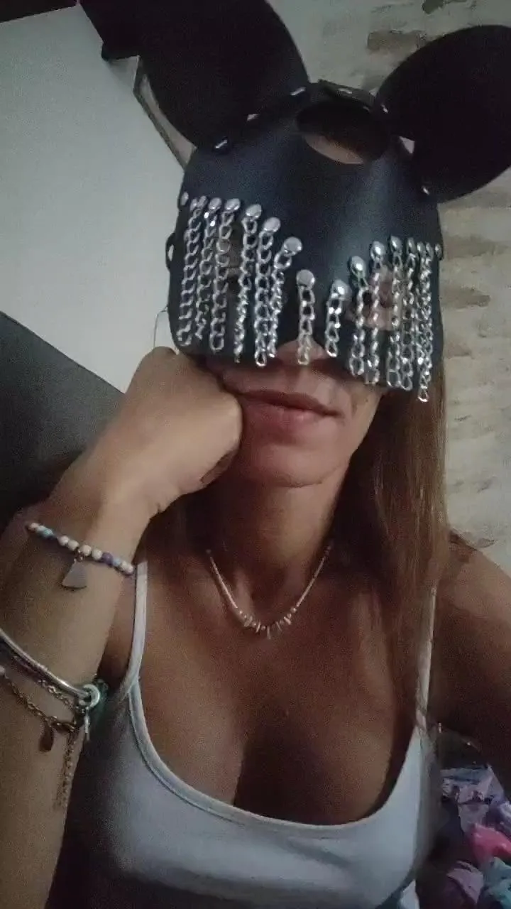 Offline XxSweet_CandyxX on Cam4