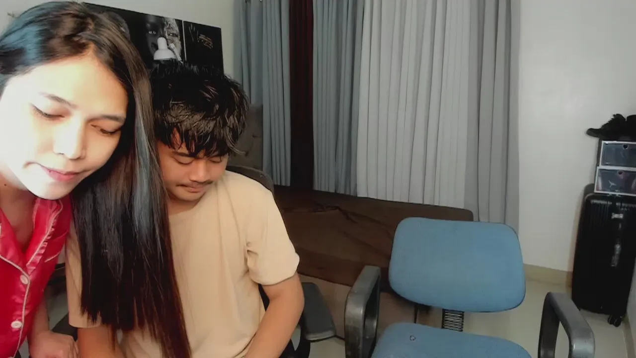 Offline xxxslimsamantha on Cam4