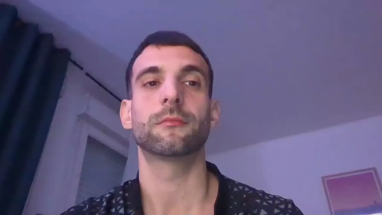 Offline yo_funmarseille on Cam4