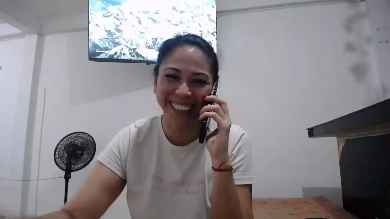 Freechat YOHACRIS on Cam4