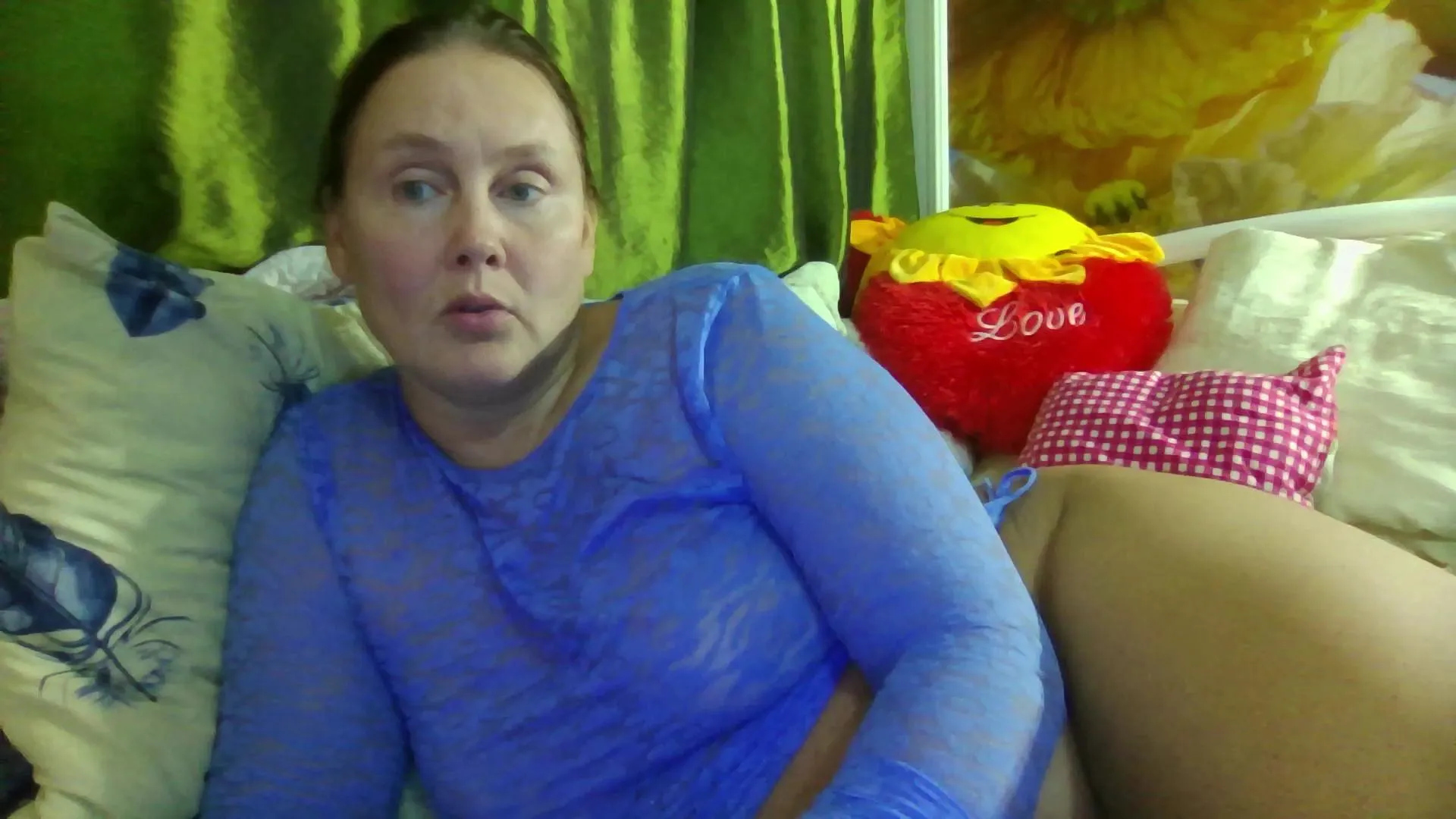 Freechat Yoursexkroshka on Cam4