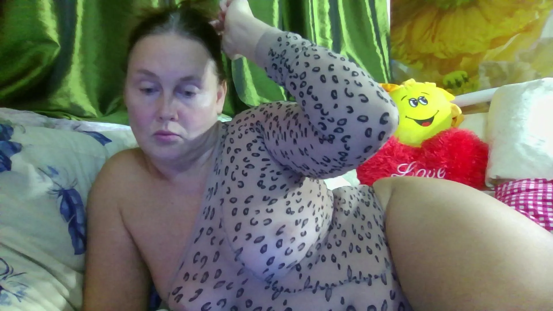 Freechat Yoursexkroshka on Cam4