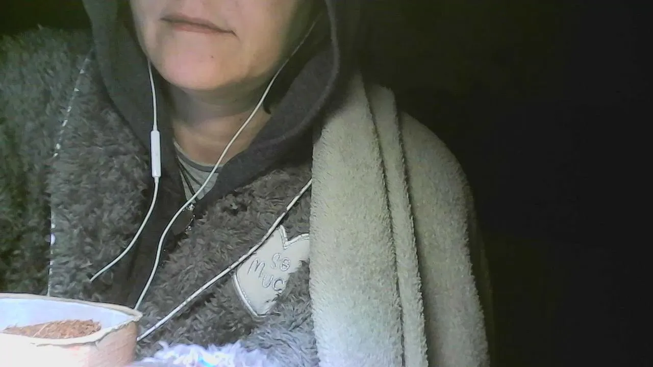 Offline zaidapink on Cam4