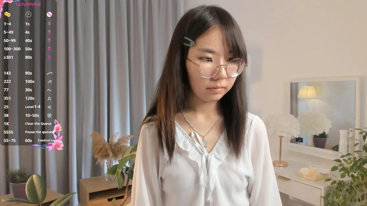 Offline ZaraHascall on Cam4