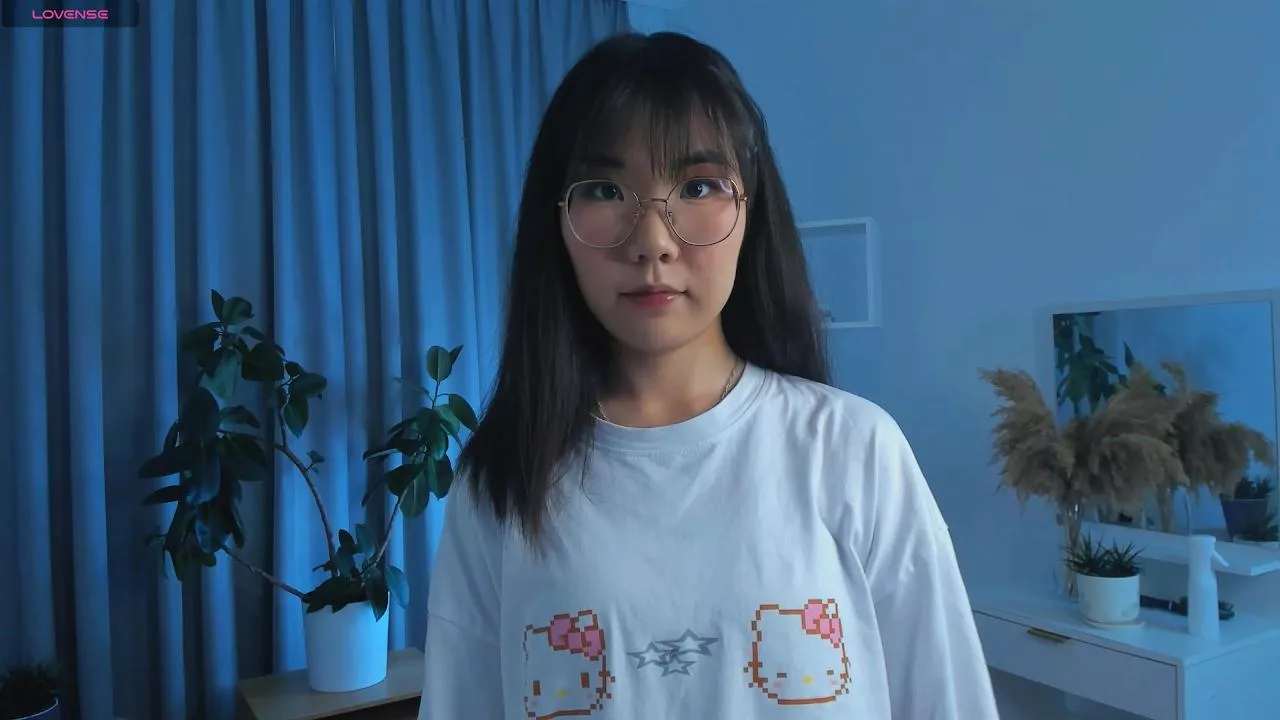 Offline ZaraHascall on Cam4