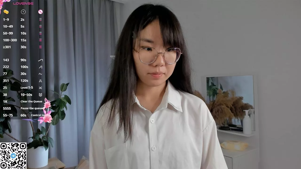 Offline ZaraHascall on Cam4