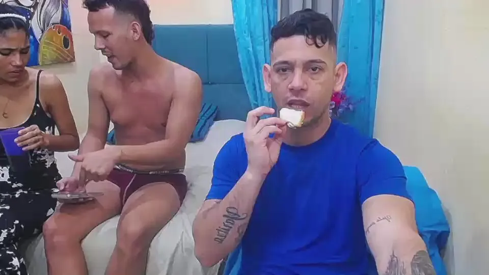 Offline zarina_beutiful on Cam4