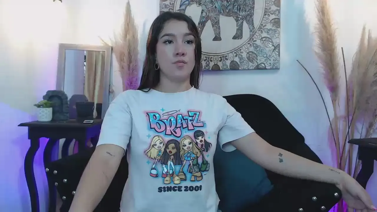 Cam4 ZharaBoom is Freechat ZharaBoom — #blowjob #C2C #deepthroat #squirt #pee #spanking #anal