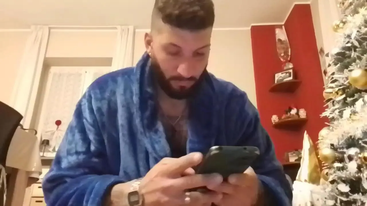 Offline zio___paperone on Cam4