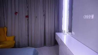 ZulmaBerkshire —  #masturbation #armpits #schoolgirl #striptease #gamer #cute #cosplay