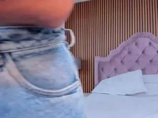 Freechat abbydream on CamSoda