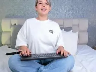 Offline ah-mara on CamSoda