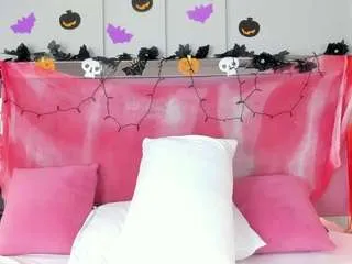 Offline ahincale on CamSoda