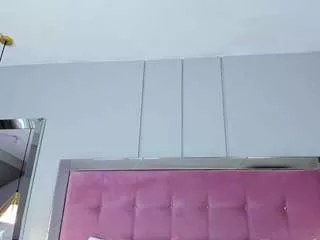 Offline ahincale on CamSoda