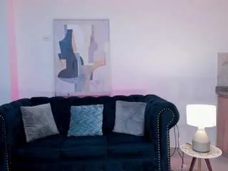 aida-adams on CamSoda 