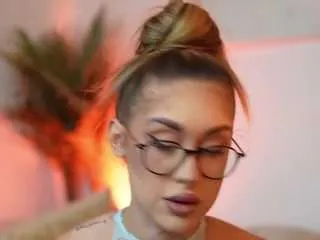 Offline aileenaxa on CamSoda