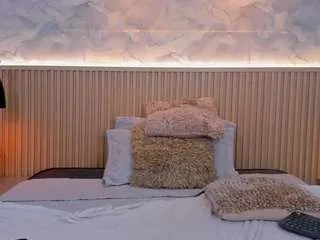 Offline ainarajimenez on CamSoda