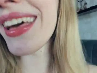 Offline ainsleybrookhouse on CamSoda