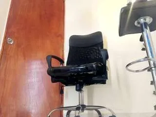 Offline aitana-purple on CamSoda