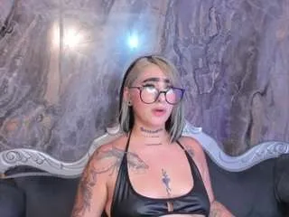 Offline alahia-dangelo on CamSoda