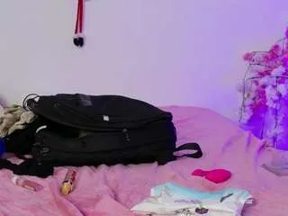 Offline alana-111 on CamSoda